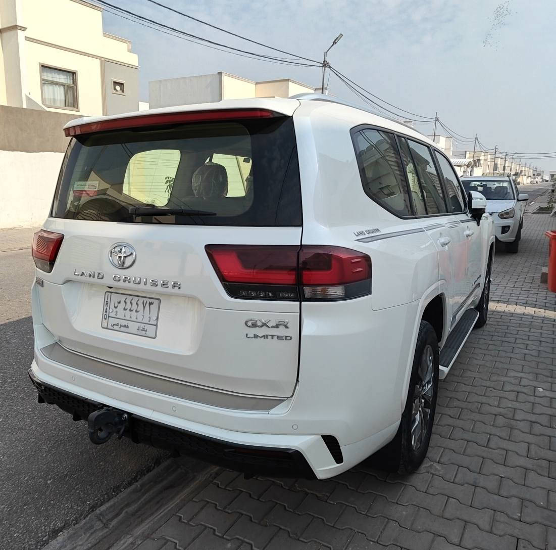 السلام عليكم
للبيع لاندكروز 2023 رقم بغداد بأسمي ماشيه 25 ألف
GXR 4000 تنفس طبيعي 
كفاله عامه من كلشي يعني لارصعه لا شخط لا بارد لا صبغ
السعر/ 685 وبيه مجال
للأتصال/
***********
***********
