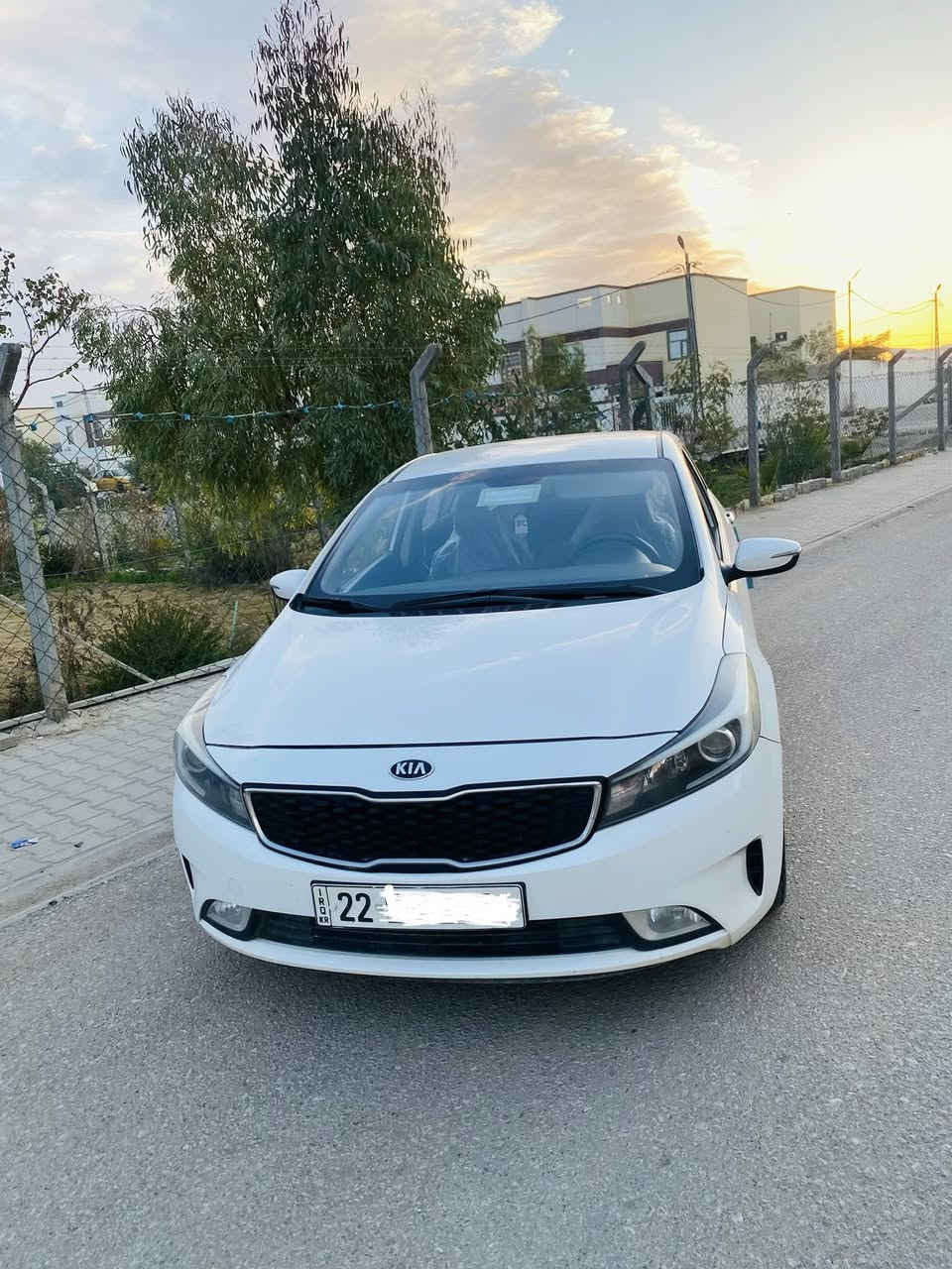 سيراتو 

موديل 2017

خليجي 

بيهه فقط جاملغ ايمن الكدام مبدل اصلي بلادي نفس الون بدون صبغ وبدون دواخل 

محرك دوش المرغوب 1600

ويل كروم

رقم اربيل 
لجديد الانكليزي وكالة تحويل ماكو مشكلة 

مواصفات

حساسات 

كامره

تحكمات جهه

مري اشاره

كشنات مخمل

ملاحظه //مابيهه اي نقص السياره تخم تاير جديد حدادية جديدة تبريد منظومه كامله ما بيها نقص من كلشي والسيارة احلى من الصور

السعر 127 وبيها مجال 

مكانها نجف 

الاتصال او واتساب (***********)
