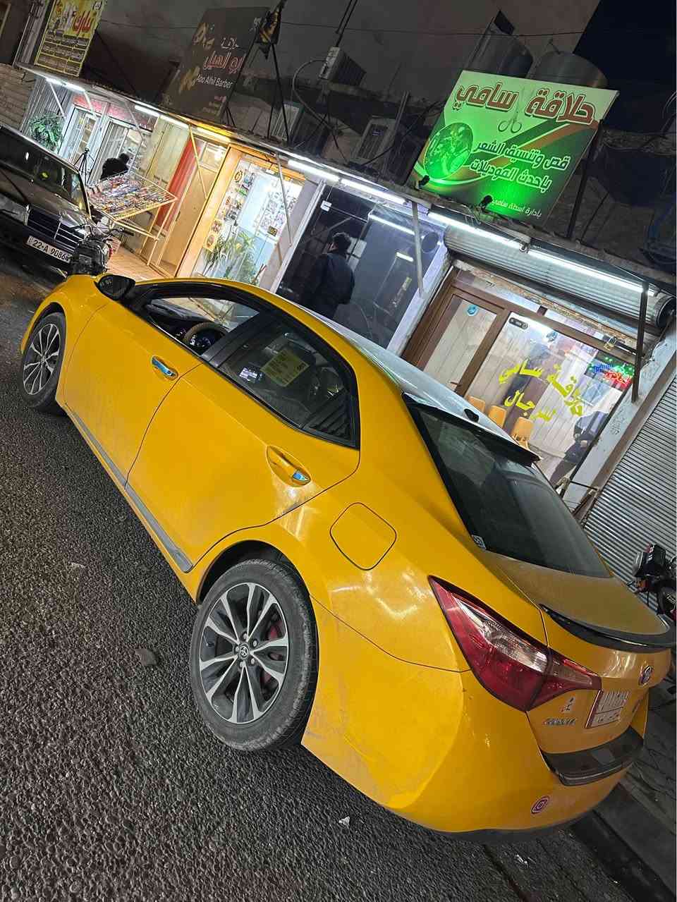 كورلا كندي  موديل 18 
كير محرك شرط تبريد تدفئه شغال 
رقم صلاح الدين مشروع وطني كبل حول باسمك 
ضرر السيارة جاملغ وبونيد 
سعرر ١٤٠ وبيها مجال بسيط 
السياره جاهزه بدون مصرف نهائيا 
مكاني كركوك وهذا رقمي *********** كركوك, العراق
