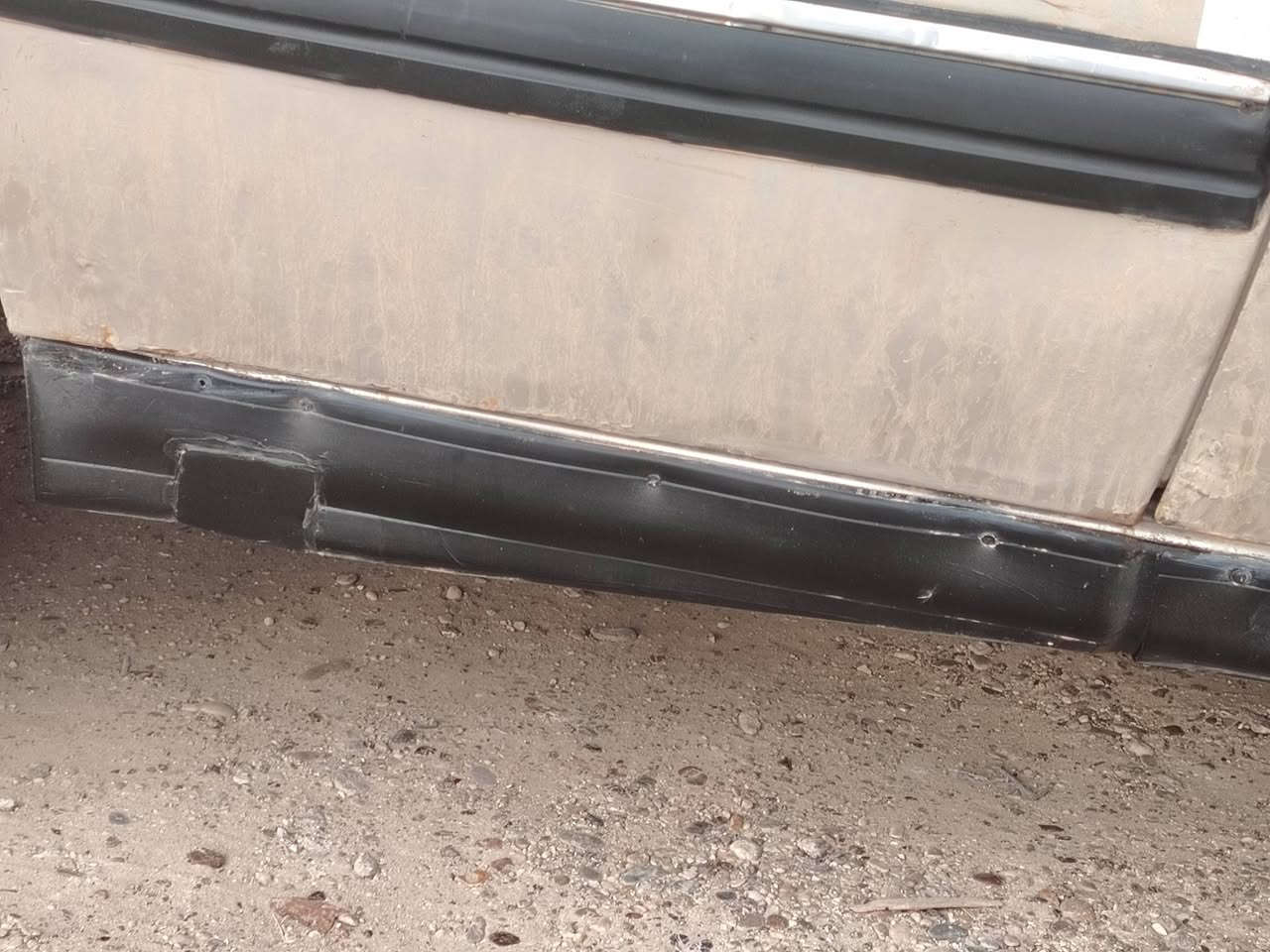 السلام عليكم
للبيع اوبل اوميكا محرك ٢٠٠٠ بلادي
كير محرك صدر خير من الله
كهربائيات كلها شغاله لايت زنون
السياره بدون صبغ بيها جراد
وبيها خويسات بسيطه
سنويه لل ٢٧
السعر ٢٨ وبيها مجال بسيط
***********
مكان السياره الرمادي
