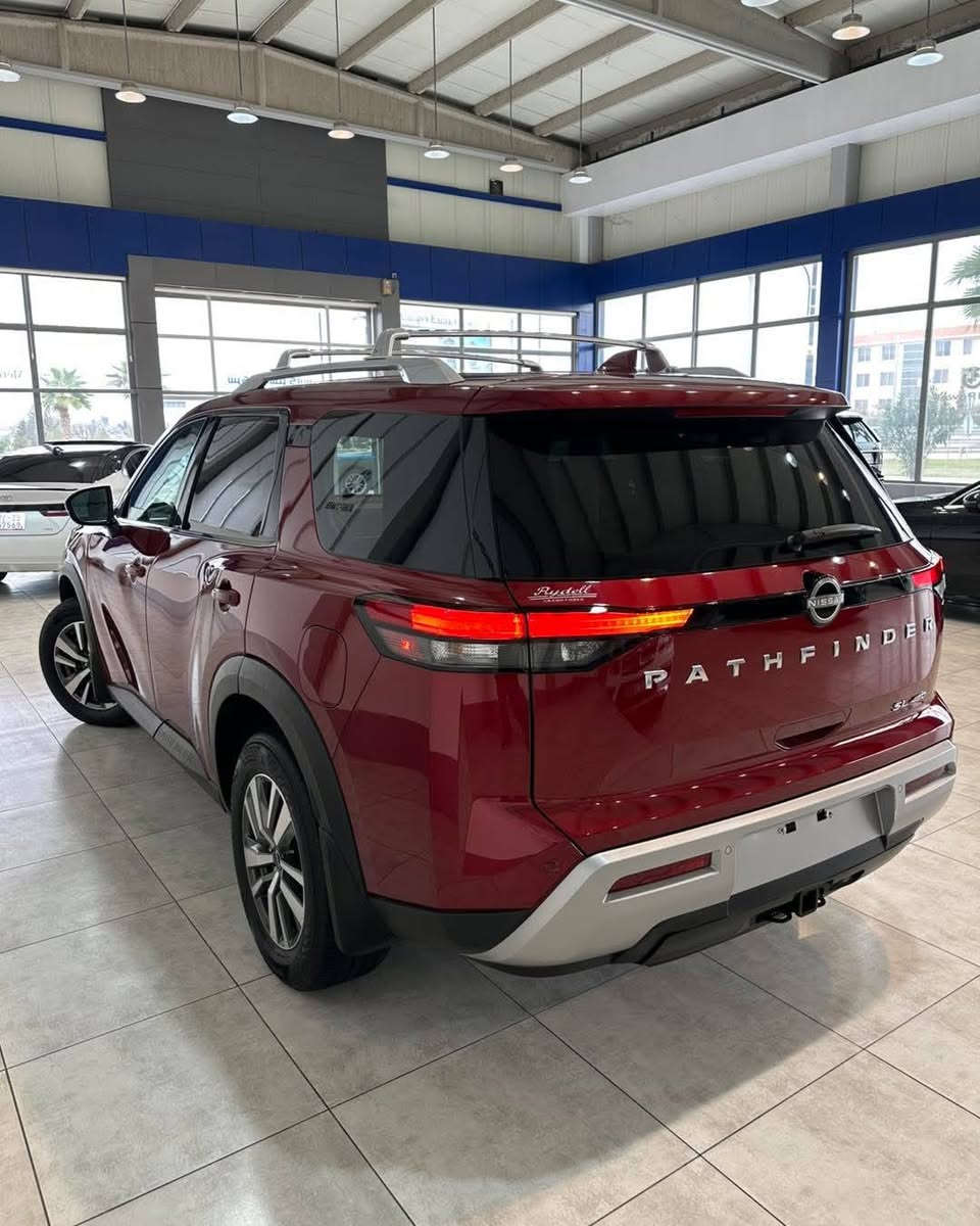 نيسان باثفايندر SL4WD لون مميز فول مواصفات عدا الفتحة Year:2024
ماشية Mil : 18،000
محرك V6
بصمات 2
دخول ذكي 
4 كامرات
مقاعد وستيرن تدفئة
رادار
بردات
صندوق كهربائي 
وارد امريكي
TeL: *********** واتساب +اتصال
***********
ملاحظة  تبديل جاملغ السكن شركة بدون صبغ
تبديل ايرباك بردة واستيرن شركة
ملاحظة ايرباك دشبول سليم وايرباك مقاعد سليم
العنوان دهوك 
السيارة تترقم اربيل دهوك سليمانية
السعر 250 ورقه وشويه مجال حك جيه
