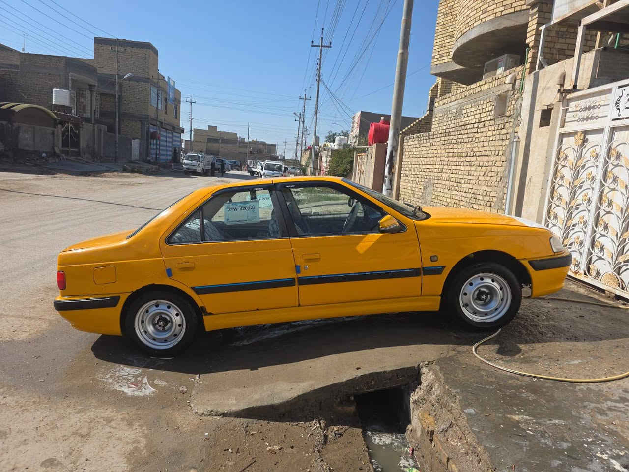 بيجو بارص 18 للبيع مكفوله مكينه كير حداديه تبريد جاهزه بيها طخه بخشم البنيد مصفره جانت محجوزه وهسه حره سياره سنويتها توها صقطت مكاني الناصرية غراف 
*********** السعر ب 50 وبيها مجال قليل
