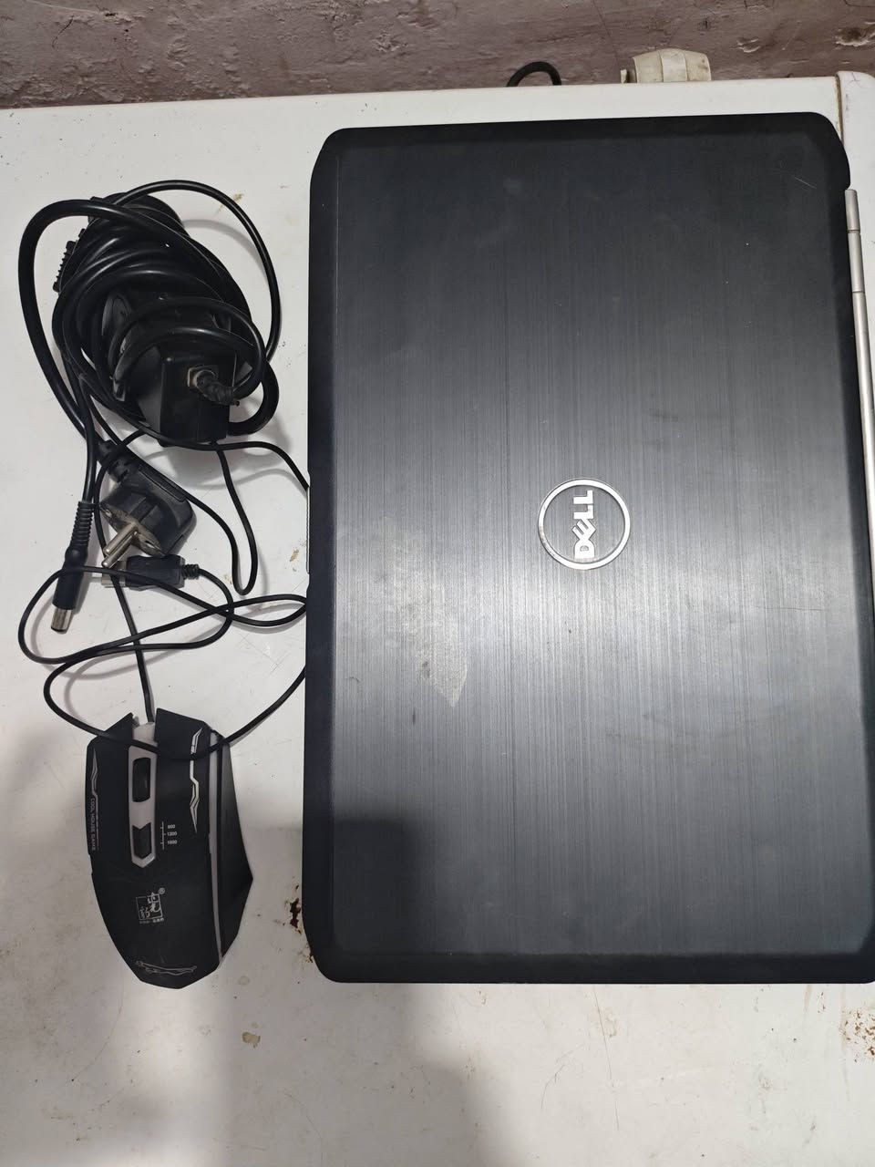 لابتوب  Dell cori 5 رام SSD نظيفة جدا استخدام شخصي ودراسه بسعر 175الف دينار راسلني ماسنجر او وتساب ***********
