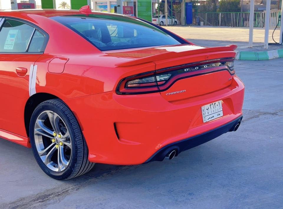 السلام عليكم رمضان كريم
اليدور جديد وقطعه نادره وحادث خفيف بدون ايرباك بدون دواخل بدون تبديل بدون فتح 

موديل 19 اصل 

جارجر جيتي اصل لون برتقالي ناري مييز بدون شخوط بدون بارد بدون طخات جديده كلش ع وضع الشركه تو يل وارد امريكي رقم بغداد بسمنه 

شراي يتصل صور الحادث بالمنشور مابيه غير حادثه مواصفات الجيتي معروفه 

*********** مكاني بالقاسم ع 

مكلف بالنشر
