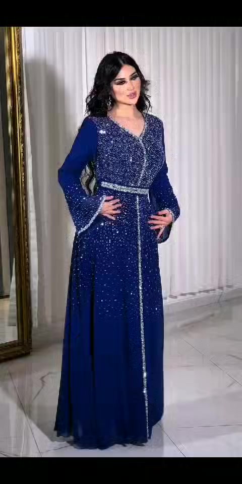 �� بسم الله توكلنا على الله  ��

�� ومازال لدينا إبداع لم يصل إليه أحد �

#أحدث صيحات الموضة العالمية

#قفاطين موديل تركي�
 

�شغل ڪرستال حراري الأصلي
�مڪون من � قطع
←قفطان شيفون الأصلي
 مبطن بفيزون الاصلي
 ←حزام

#ميزو

�التلبيس :- من وزن 60 الى وزن 100
�� الألوان :- الصورة 
أسود 
رصاصي
زيتوني
ماروني
بنفسجي 
جويتي 
نيلي

�السعر الحالي :- 55 فقط �


**إذا كنت صاحب هذا الإعلان وتريد حذفه لأي سبب، رجاءا أرسل رسالة إلى الدعم الفني**