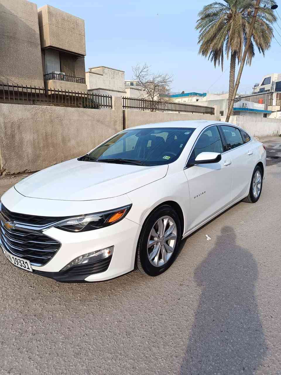 يا الله بسم الله 
ماليبو  للبيع او للمراوس موديل 2023 اكلين بدون صبغ السياره ليبل واحد بجم كبس 
ماليبو حبايب مكينه 1500  
تيربو أربعه سلندر
فئة LT
مواصفاته معروفه كير اوتو هاند بريك بصمه تحكمات استيرن كراسي كهرباء شاشه 
داتا شو  تحديد مسار ورادار ومثبت سرعه ومودات قياده 
ومانع تصادم وكامره دواره وتبريد قطعتين 
السياره كير محرك كفاله 
لغد شاصي ايرباك كفاله كله 
بدون ايرباك بيه فقط قبق الجنطه مبدل نفس اللون بدون صبغ قطعه ابلاديه السياره وكاله 
ماشيه 75 الف 
مكانه بغداد ان شاءالله منطقه الدوره او منطقه حي الجامعه 
/
رقمه أربيل الجديد تحويل ثاني يوم باسم المشتري 
السياره للبيع او للمراوس بشي اقل حبايب 

والسياره شوفت عينكم نضيفه 
ومعروضه 147 وبيه مجال ان شالله 
وبالعافيه على الي ياخذه تحياتي الكم ❤️
 وهذا رقمي للتواصل

***********
