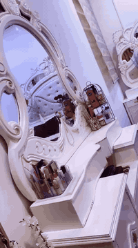 جرباية وكومديات وميز خشب عراقي نضيفة كولش استخدام قليل مكاني البصرة سعر كلهم ب550 وبيهم مجال


**إذا كنت صاحب هذا الإعلان وتريد حذفه لأي سبب، رجاءا أرسل رسالة إلى الدعم الفني**