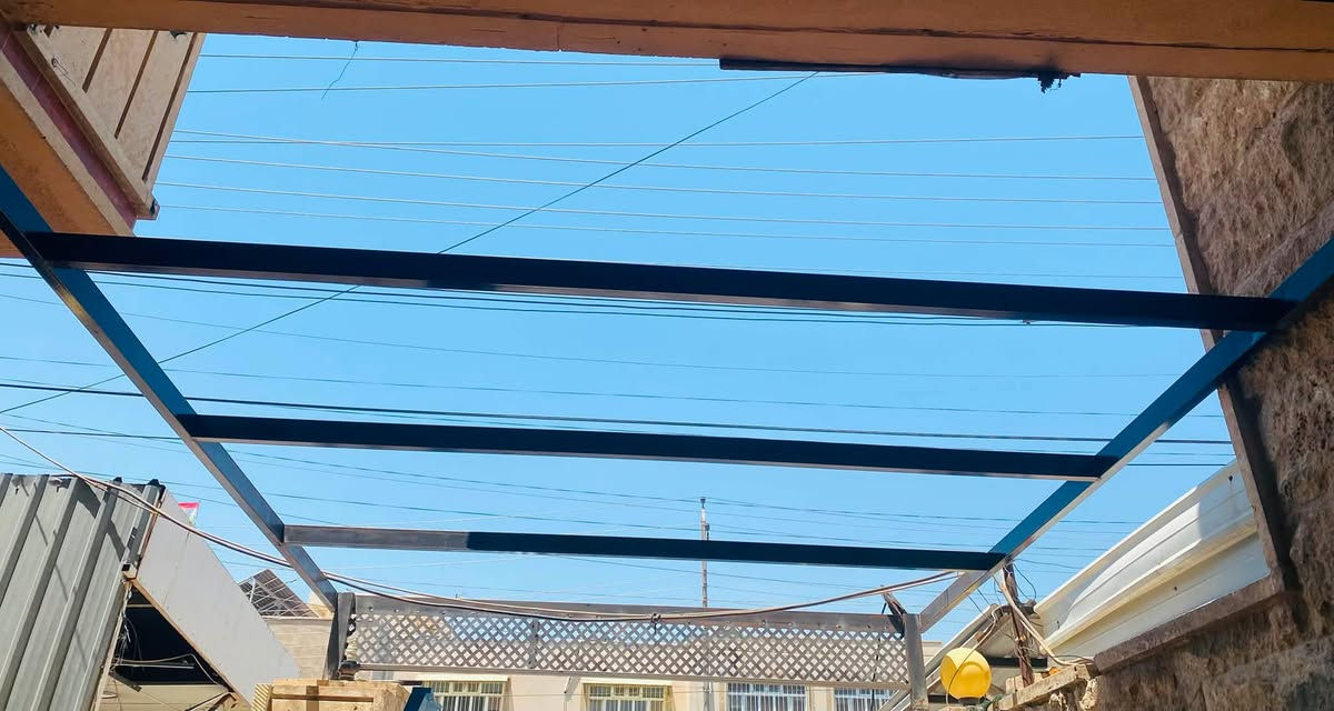 حدادة الشهم  👨🏽‍🔧🚛
لعمل كافة انواع الحداده والصيانه🛠️✅
( سقائف -ابواب-محجلات -كتائب- ديكورات )
فصال حسب الطلب ✅

                     في جميع مناطق أربيل🌏💞

للتواصل راقم الهاتف
            (***********)   يوجد واتس اب     (***********)
