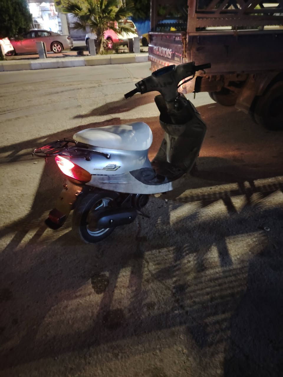 سلام عليكم دراجة بيجي البيع كامله من كلش كهربائيات شغاله الايتات بك لايت بس السلف عوزه باتري وسعر منسب


**إذا كنت صاحب هذا الإعلان وتريد حذفه لأي سبب، رجاءا أرسل رسالة إلى الدعم الفني**