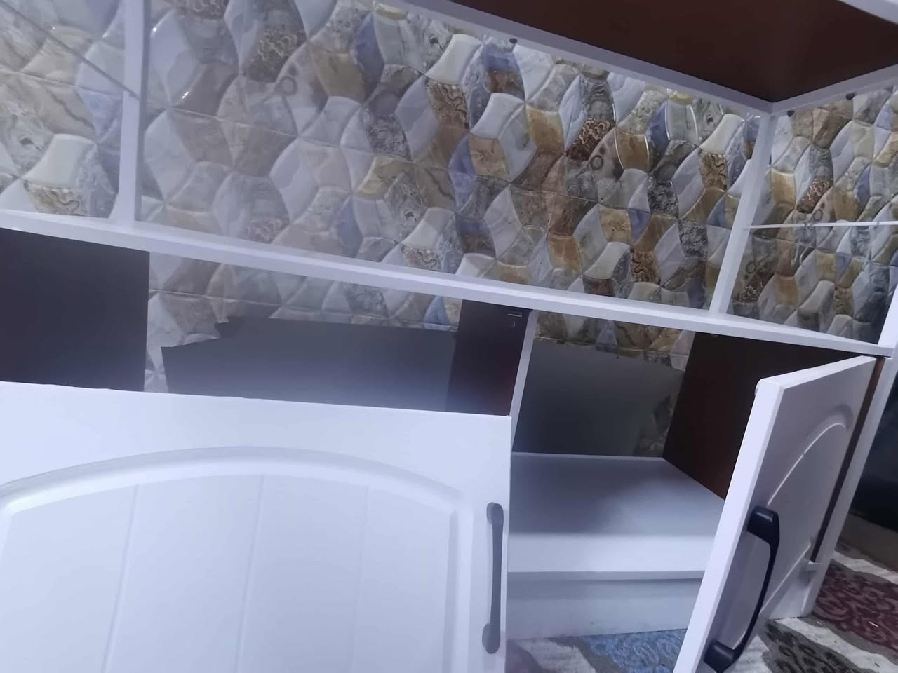 ميز مطبخ السعر 35 مع التوصيل بس بيه الباب واگعه موضحة بالصورة


**إذا كنت صاحب هذا الإعلان وتريد حذفه لأي سبب، رجاءا أرسل رسالة إلى الدعم الفني**