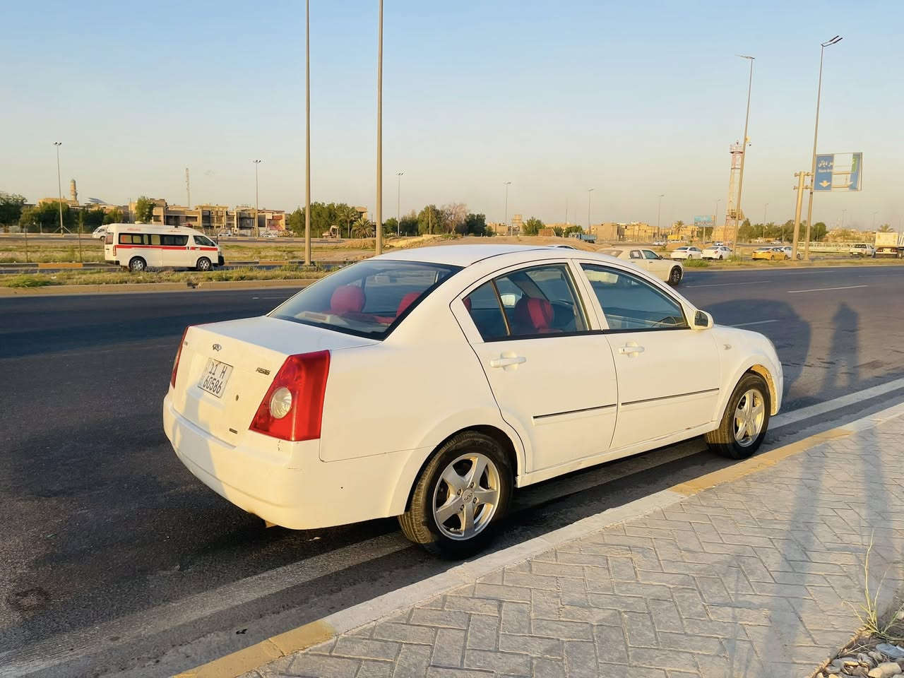 السلام عليكم للبيع A5 موديل 2008 سيارة بلاديه بدون حادث ولا صبغ بيها محرك كورلا نحله 1800 vvt تبريد شغال رقم بغداد باسمي السعر 40 بيها مجال مكاني بغداد للاستفسار ***********
