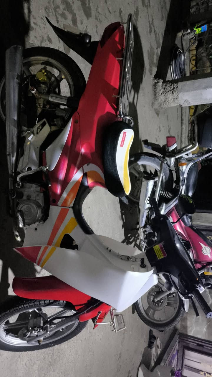 للبيع موديل 16كامل مكمل ***********
