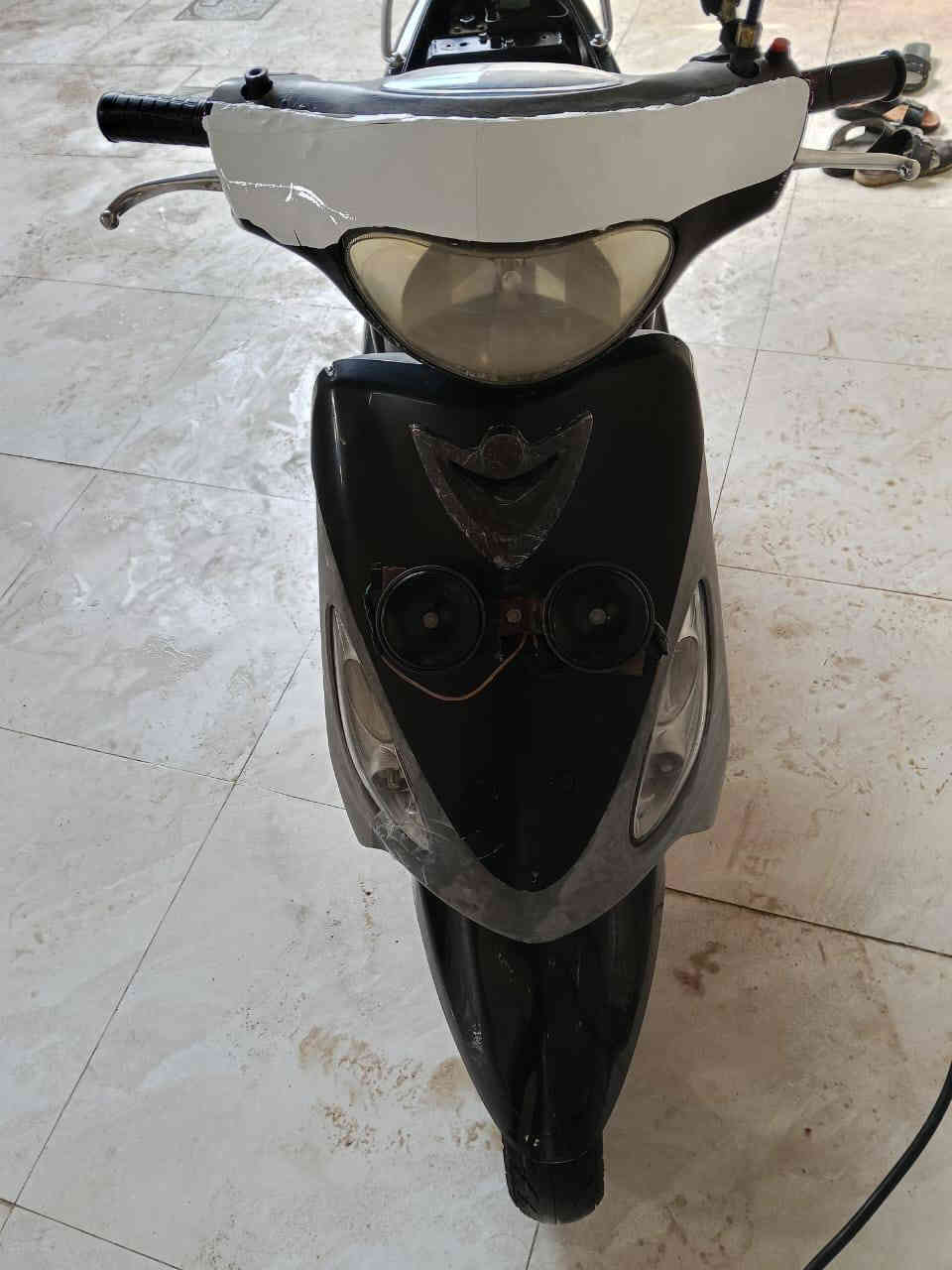 السلام عليكم دراجه ماكس منغولي للبيع الدراجه مكفوله من كلشي المكينه برغي مامفتوحه الكهربايات كله شغاله المكان بصره ابو الخصيب السعر 850 وبيه مجال الرقم ***********
