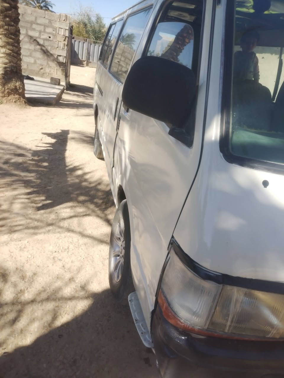 سياره بوزللبيع موديل ٩٤ سياره بلاديه قطره اخياس مبيها دوشمه جديده كهربائيات كلها شقاله خير من الله رقم صلاح الدين ***********
