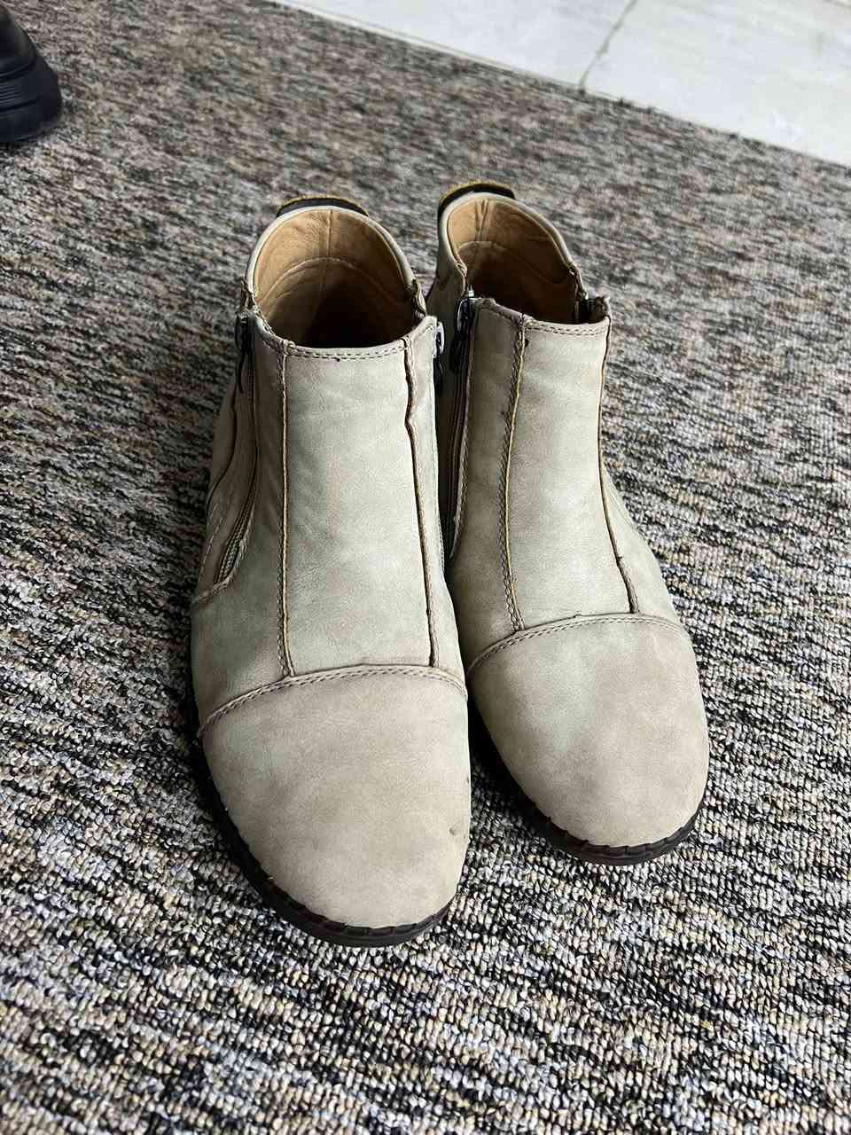 احذيه باله اوربي بي جلد طبيعي وبي عادي قياس ٤٣ ٤٢ للاستفسار خاص


**إذا كنت صاحب هذا الإعلان وتريد حذفه لأي سبب، رجاءا أرسل رسالة إلى الدعم الفني**