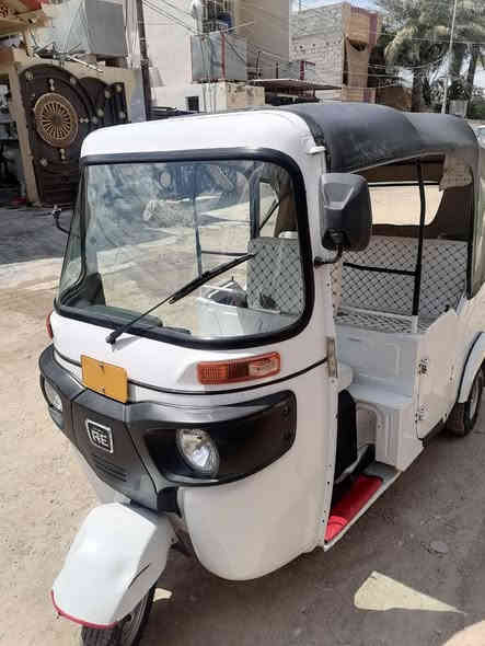 سلام عليكم 
تكتك للبيع موديل 21 مكفول من الضربة سعره 6500000
مرقم ديالى بأسمي عنوان ديالى بعقوبة
الشراي يتصل وبيه خير ويدلل ***********
