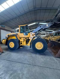 شؤفار ڤالڤؤ بؤ فرؤشتن للبيع حجم 180G موديل 2013 زؤر خوينه همو گيني بشر...