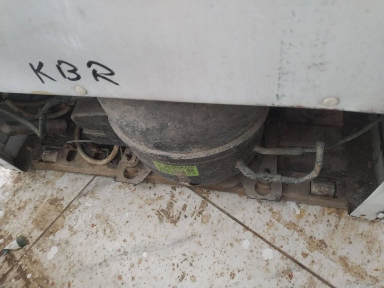 السلام عليكم
ثلاجه ٥ قدم حجم صغير
بلاديه ممتواضعه
السعر ٣٥ الف
المكان الكريعات مقابل مطعم البلام العائلي
موبايل ***********
لانرد على التعليقات فقط الاتصال
