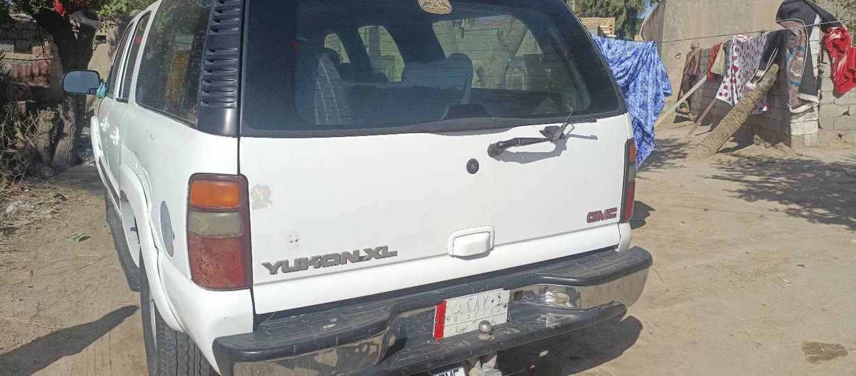 السلام عليكم جمسي 2002 مكينه 5300 كير 700 اكسن جديد حداديه جديده تخم تاير جديد تبريد ثلج غرفتها حلو ومانقصها شي سعرها 55 وبيها مجال رقمها بغداد عليها غرامه 350 وهيئه 80الف ينزلن من سعرها مكان السياره الدوانيه الحمزه الشرقي ***********
