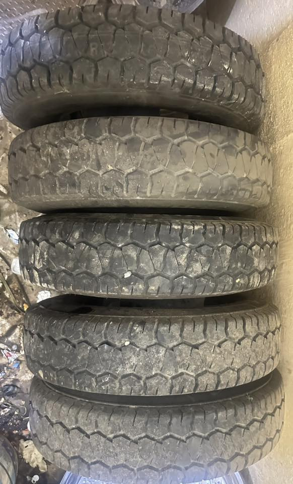 سلام عليكم من رخصة الادمن المحترم 🙏
تايرات + ويل للبيع جدد زيرو  كيا فحل 

الحجم 13 /٥٥٠R

العدد 5  /٢٥٠ قفل قفل  ٢٤٩٧٥٠ ما يصير  ؟؟؟توصيل ماكو ❓❓❓ توصيل ماكو

١المكان السماوه ؟السماوه السماوه *********** /
