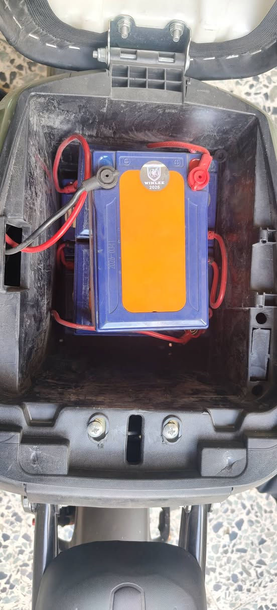 🎯 الفرصة لا تُعوَّض لمحبي السرعة والأداء!

مستخدمة شهرين 2 فقط لا تفوت الفرصة وشتريها سعر 550 الف دينار عراقي وبيها مجال ما تلكة نفساه لحك قبل لا تخلص الكمية لان قليلة بالوان عده اميزهن الاخضر الغامق وهاذا ليس السعر النهائي والاستفسار اتصال على هذا رقم او رسله رسال وسنرد عليك باسرع وقت ولا تضيع هاذه الفرصة امتلاك وحش لا يعوض في هذا السعره وهذا هو الرقم  *********** متواجدين على الوتساب و على الهاتف 

تعلن عن بيع دراجة ياماها R9 بحالة ممتازة وبمواصفات تخطف الأنفاس.
إذا كنت تبحث عن القوة، الأناقة، والثبات على الطريق، فهذه الدراجة هي خيارك الأمثل.

✨ أبرز المميزات:
✅ محرك سريع الاستجابة – أداء عالي يتكيف مع مختلف الظروف.
✅ تصميم رياضي حديث – يلفت الأنظار بخطوطه الحادة وألوانه الجذابة.
✅ نظام فرامل متطور – لأقصى درجات الأمان والثقة أثناء القيادة.
✅ خفيفة الوزن – تُتيح لك المناورة بسلاسة سواء في المدينة أو على الطرق السريعة.
✅ صيانة دورية منتظمة – محفوظة بدقة ومضمونة الأداء.

🚀 خيار مثالي لمحبي:

· السرعة والمرونة.
· التميز بين الدراجات النارية.
· الجمع بين المتعة والموثوقية.

📌 سعر منافس جداً (يُتفاوض بحدود معقولة للمشتري 550الف دينار عراقي وبيه مجال للطيبين الجاد).

📞 للجادين فقط – الاستفسار عبر الخاص. *********** على طريق واتساب و الهاتف

لا تفوت فرصة امتلاك وحش الطرق بمواصفات قمة وتكلفة معقولة! 🏍️⚡
