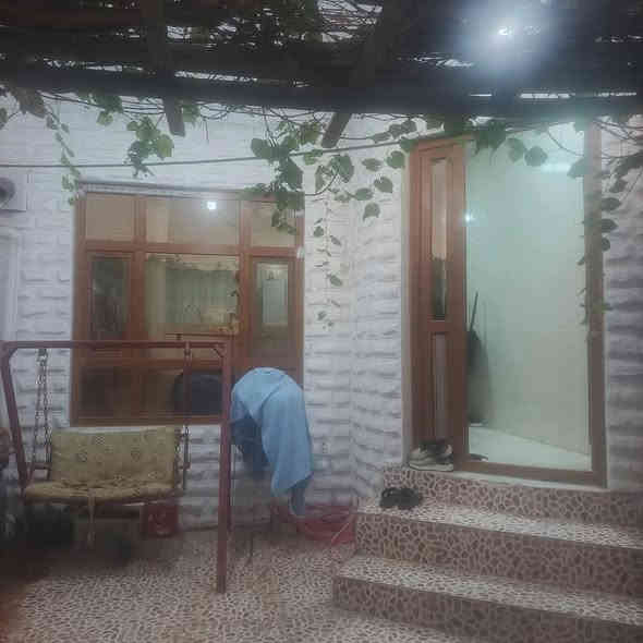 #دار للبيع مساحة 140م-طابقين 
#العنوان ) شورجة قريب من ازا راعي 
#بناء فول مواصفات
#نظام دكت مركزي
#موقع مميز جدا
#فرع عريض 
----------------------
محتويات
طابقين نفس تصميم
-----------------
السعر 66مليون مع مجال قابل للتعامل

للاستفسار اتصال عالرقم
***********
***********
عنوان مكتب سايدين قادسية وبنجاعلي مقابل صيدلية شيخاني♦ مكتب عقارات اسيا
