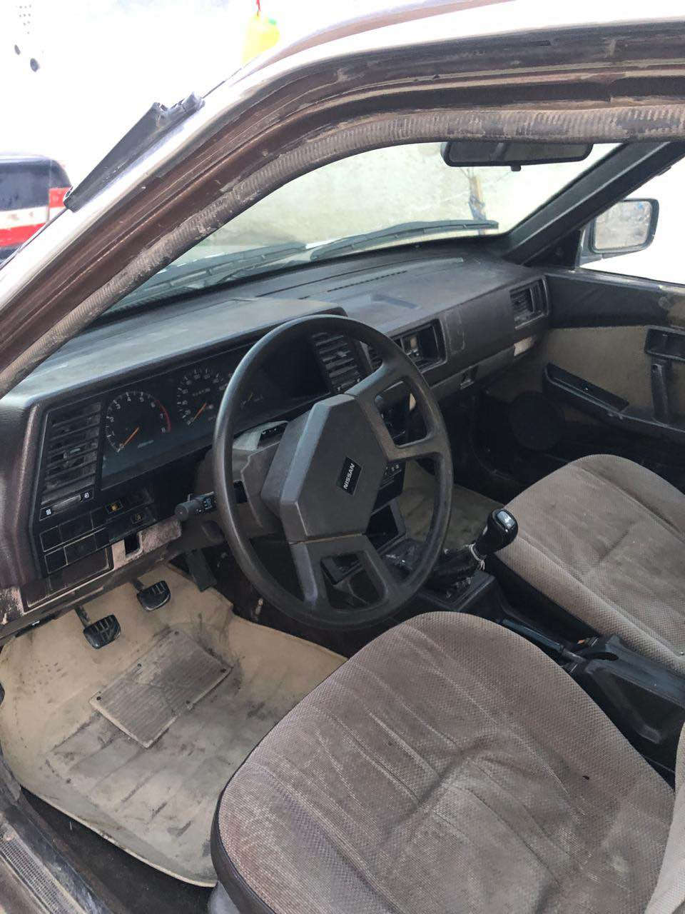 نيسان موديل ٨٨رقم صلاح الدين دولي دفتر بانزين شرط التحويل والوكاله سياره كلها بلادي  وضع الشركه بدون صبغ بدون معجون بدون ضربه كير ومحرك وكهربائيات بالشرط تخم تاير جديد السعر ٢٨ قفل مكانه كركوك دوميز شراي اتصل على الرقم *********** كركوك, العراق
