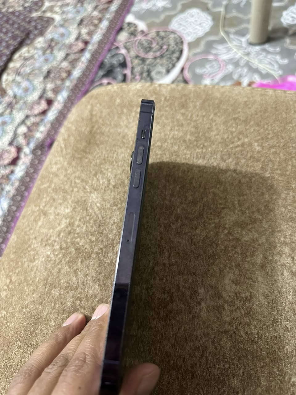 14 برو ماكس ذاكرة256بطاريه 83 جهاز ‏بلادي مكان بغداد رقم ***********￼
