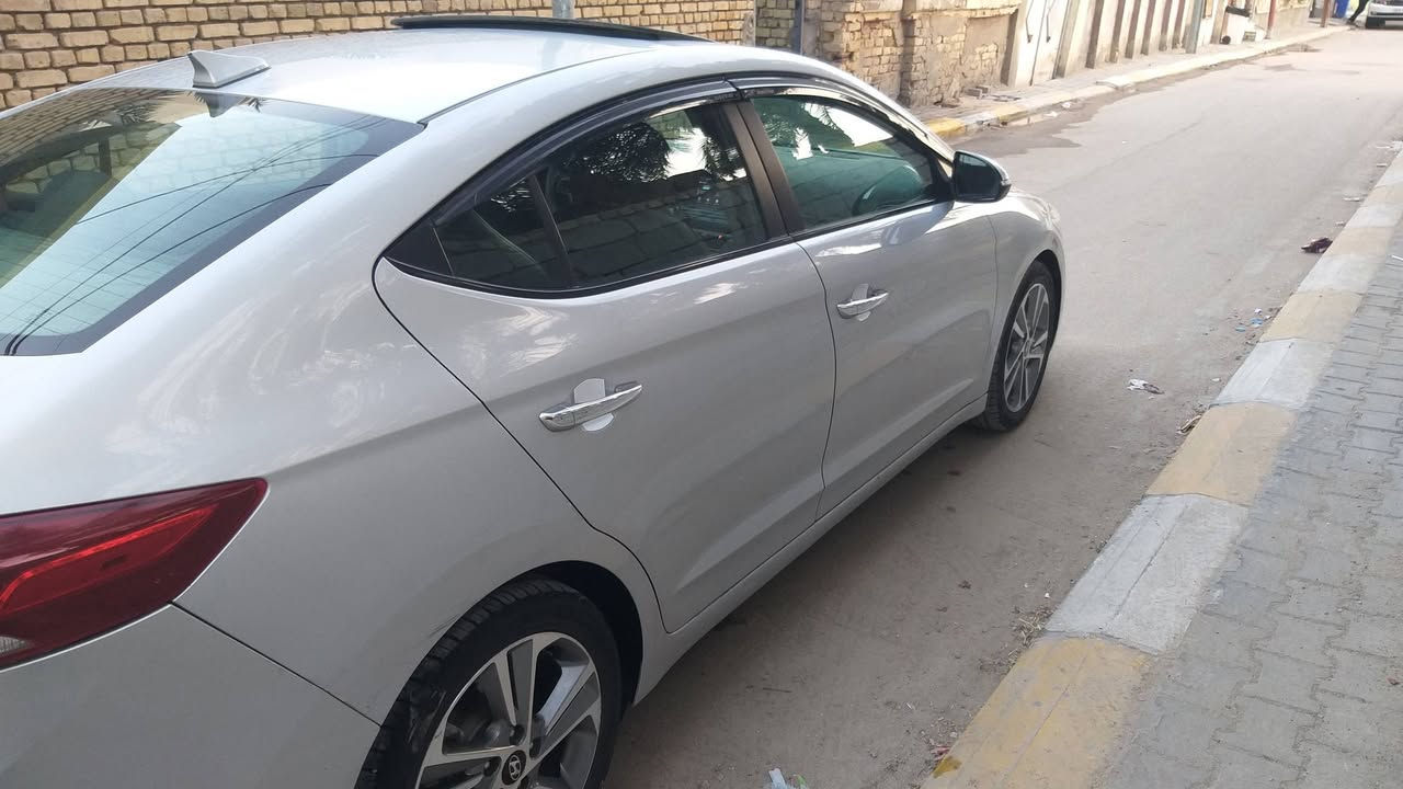 النترا موديل 2017 وارد كندي حادثه بس بدايت قبق الجنطه  مو تبديل نفسه .. فول مواصفات بصمه فتحه بل قماره تدفئه بالكشنات تدفئه بل ستيرن رقم أنكليزي سنويه 2030
 السعر 140العنوان الناصرية مركز 
موبايل ***********
