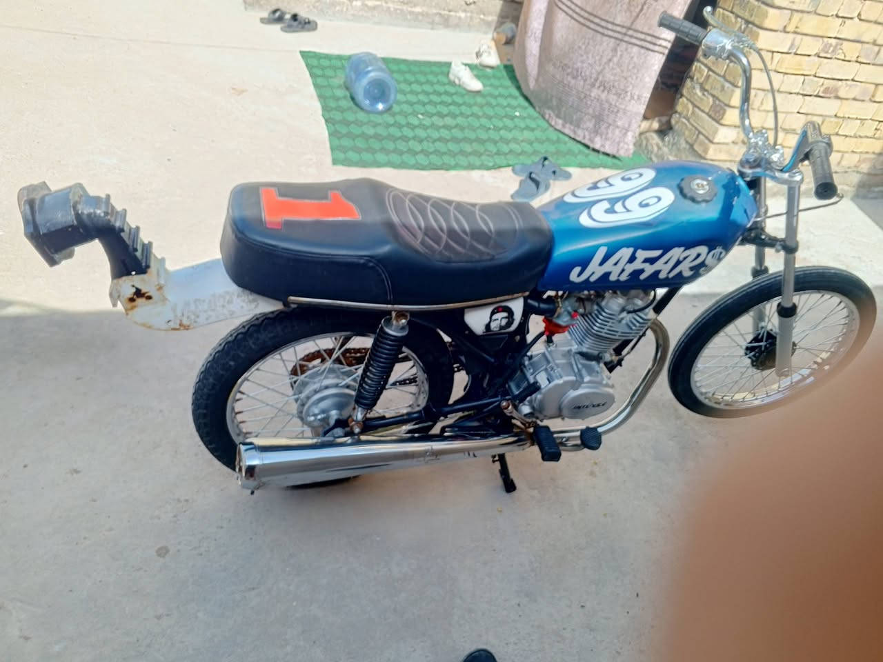 السلام عليكم دراجة تعمير البيع الشاصي 21 تعميرة 25 ما مفتوح برغي بل مكينة السعر 725 بية مجال الشراي هذة رقمي ***********
