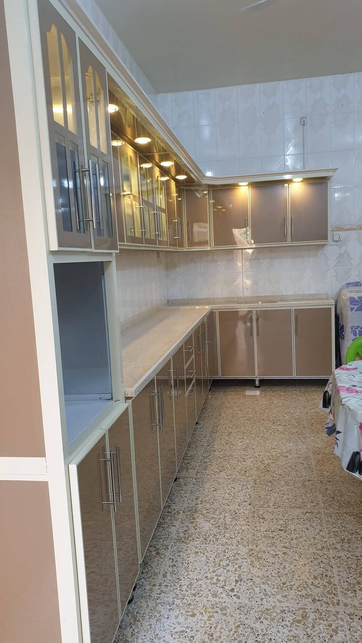 استبدال المطابخ القديمة بمطابخ حديثة مع الفرق
معمل قاسم للالمنيوم 
هيت حي الجمعية مقابل مجمع ركن الزهور 
***********
