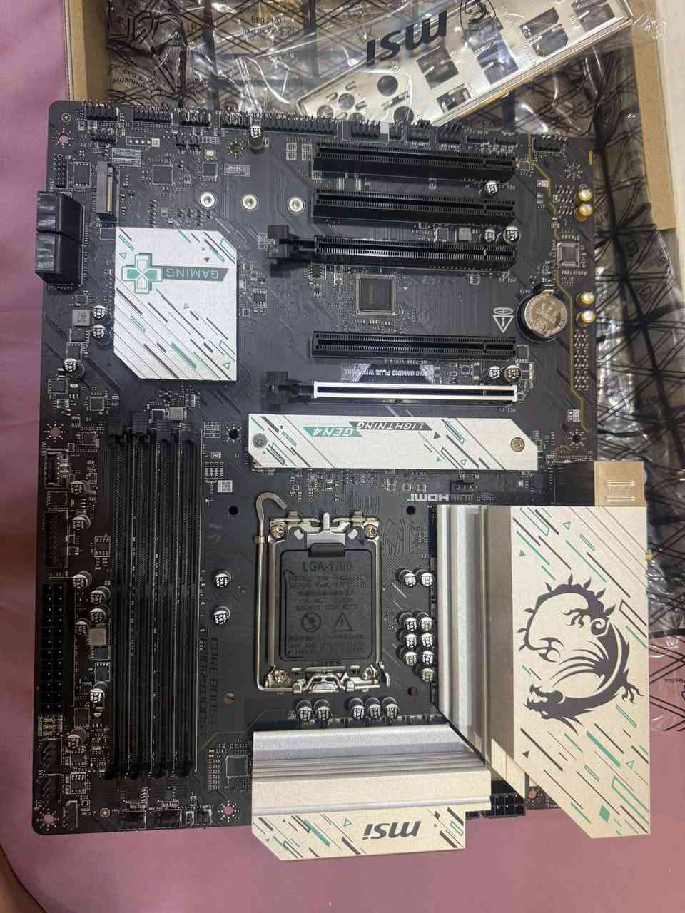البوردMSI B760 Gaming Plus WiFi DDR4.
البورد بي بنات عوج نظام البيع فحم ادفع سعر وباليرضي الله وبالعافية عليك


**إذا كنت صاحب هذا الإعلان وتريد حذفه لأي سبب، رجاءا أرسل رسالة إلى الدعم الفني**