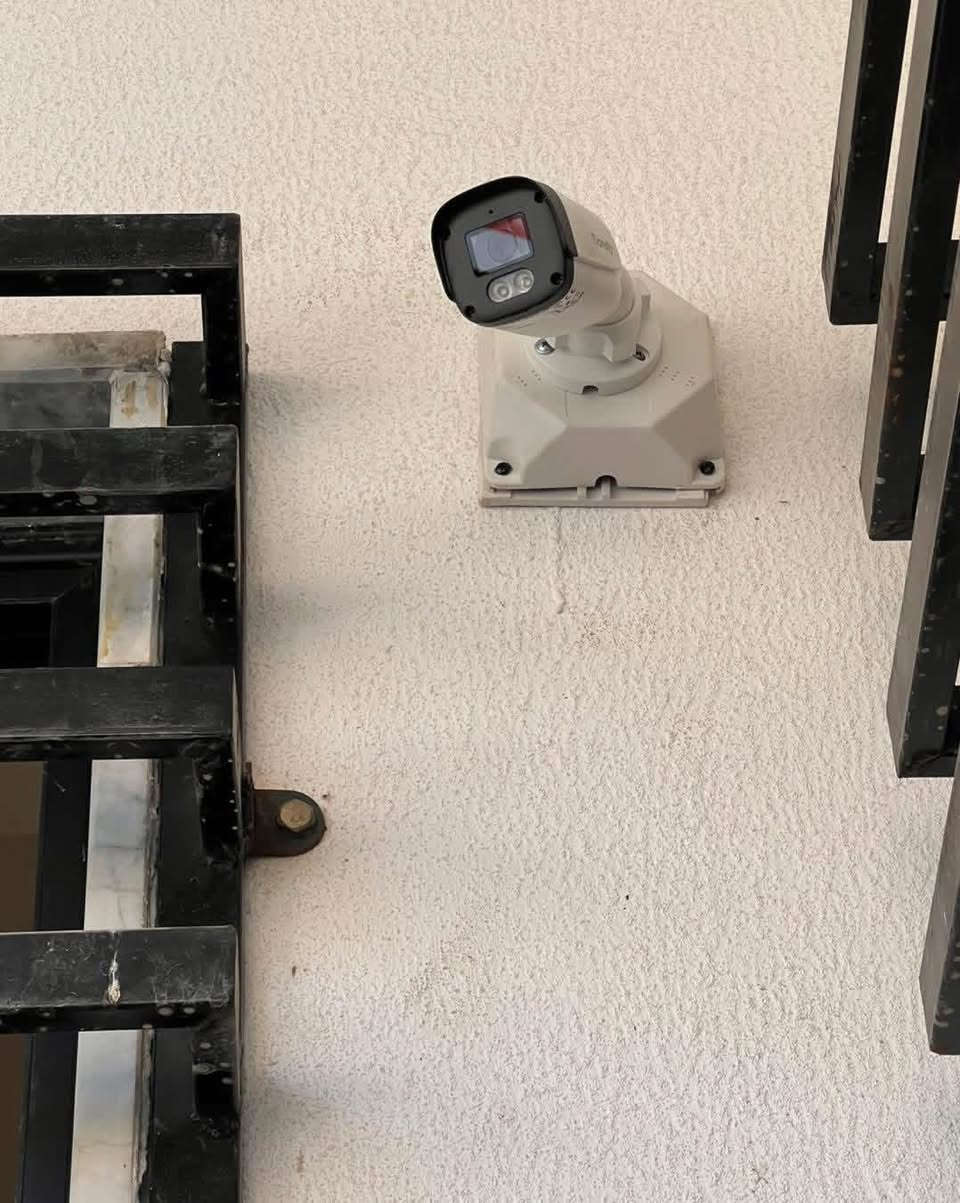 تم تنصيب كامرات 📹📹المراقبة 📹 
صوره صوت ليلي  نهاري ملون 
في احد المواقع  في قضاء الخالص 
يتوفر لدينا جميع انواع الكامرات مع ضمان سنتان على الكامرات و سنه الاتصال على الرقم ***********
