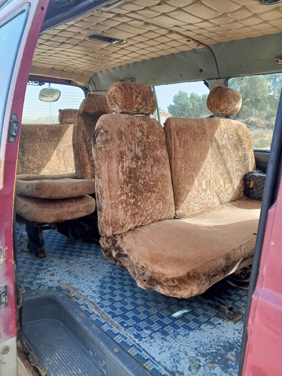 سلام عليكم بريجو رقم انكليزي ناصريه مشروع وطني   سياره مكفوله كفاله مكينه شرط كير شرط دوشمه نضيفه تخم تايرجديد كله جديد صدر جديد فحصك للسعوديه  سعر 55بيه مجال للطيبين اتصل او واتساب ***********
