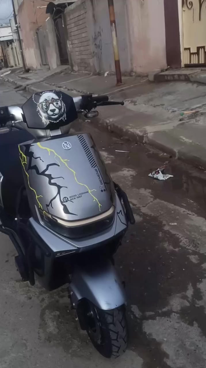 بومباي مثبت سرعه ومانع انزلاق ويرجع بك 6 باتري مسطره صارله شهر يمي أدفع سعر للعلم ماخذه ب مليون وخمسميه غراضه موجوده صندوق ومرايات


**إذا كنت صاحب هذا الإعلان وتريد حذفه لأي سبب، رجاءا أرسل رسالة إلى الدعم الفني**