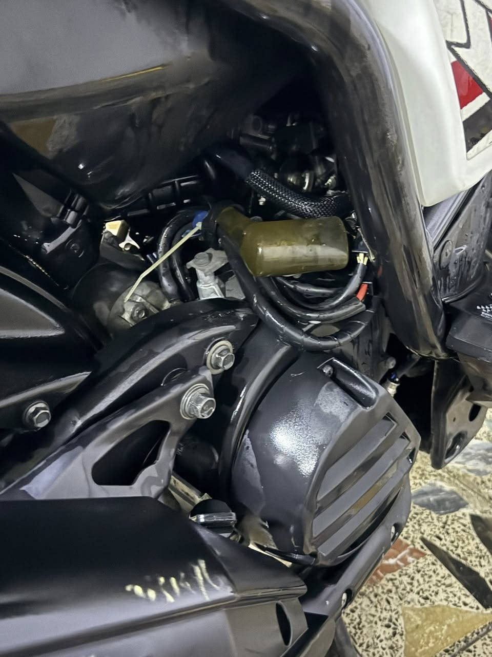 السلام عليكم سكنس جبلي محرك ما مفتوح لا تنقيص ولا تبخير اطيك ضمان بل محرك إذا مفتوح دراجه بعدهي رمبه السعر خاص او الشراي يتصل ويشلع عيوني ‭0773 457 9302‬ مدينه الصدر
