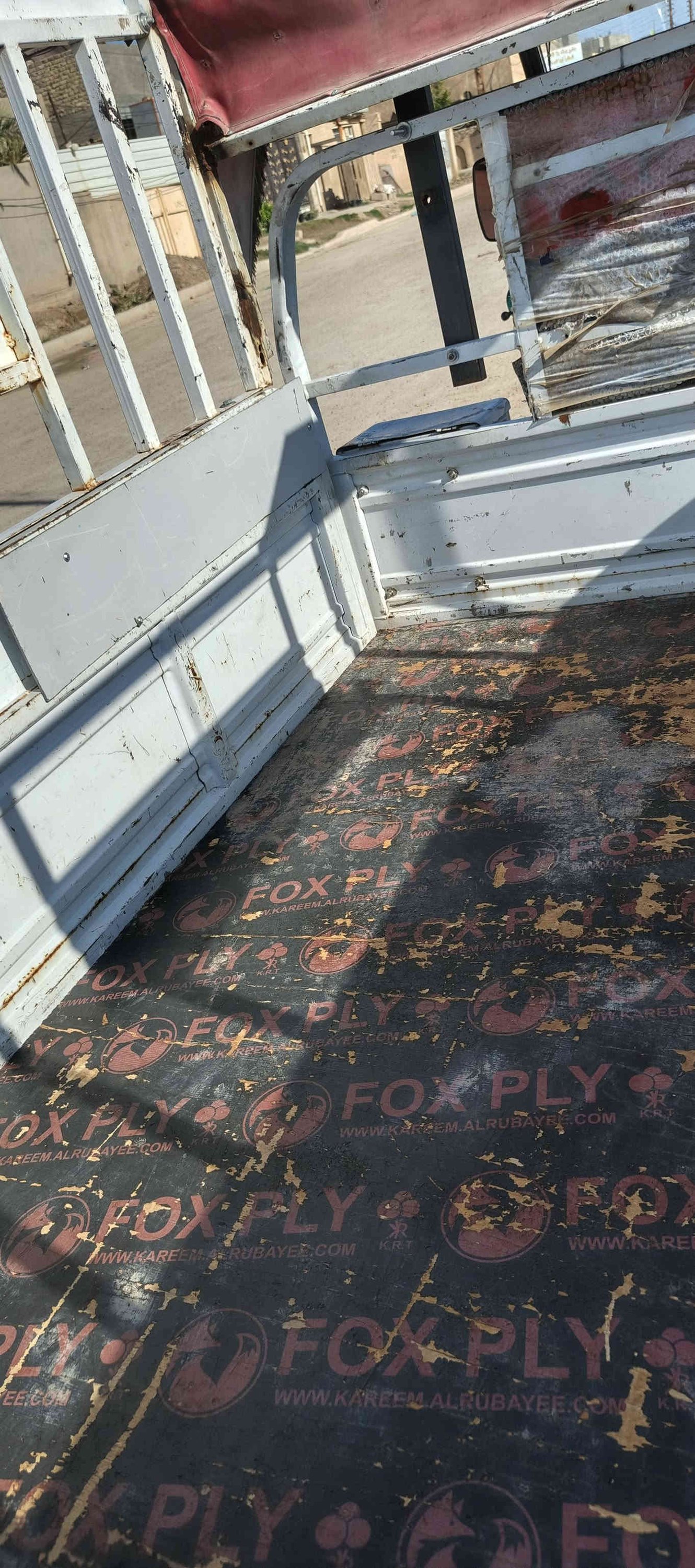 السلام عليكم 
ستوته جمره للبيع كامله مابيها أي نقص نضافه كدامك مثل ماموضح بالصور موديل ٢٠٢٣ مكاني الطارميه السعر مليونين و٤٠٠  للتواصل ***********
