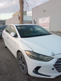 الأنتره موديل 2017خليجي   مرقم بغداد مكفول ماعدا بارد بسيط في باب السا...