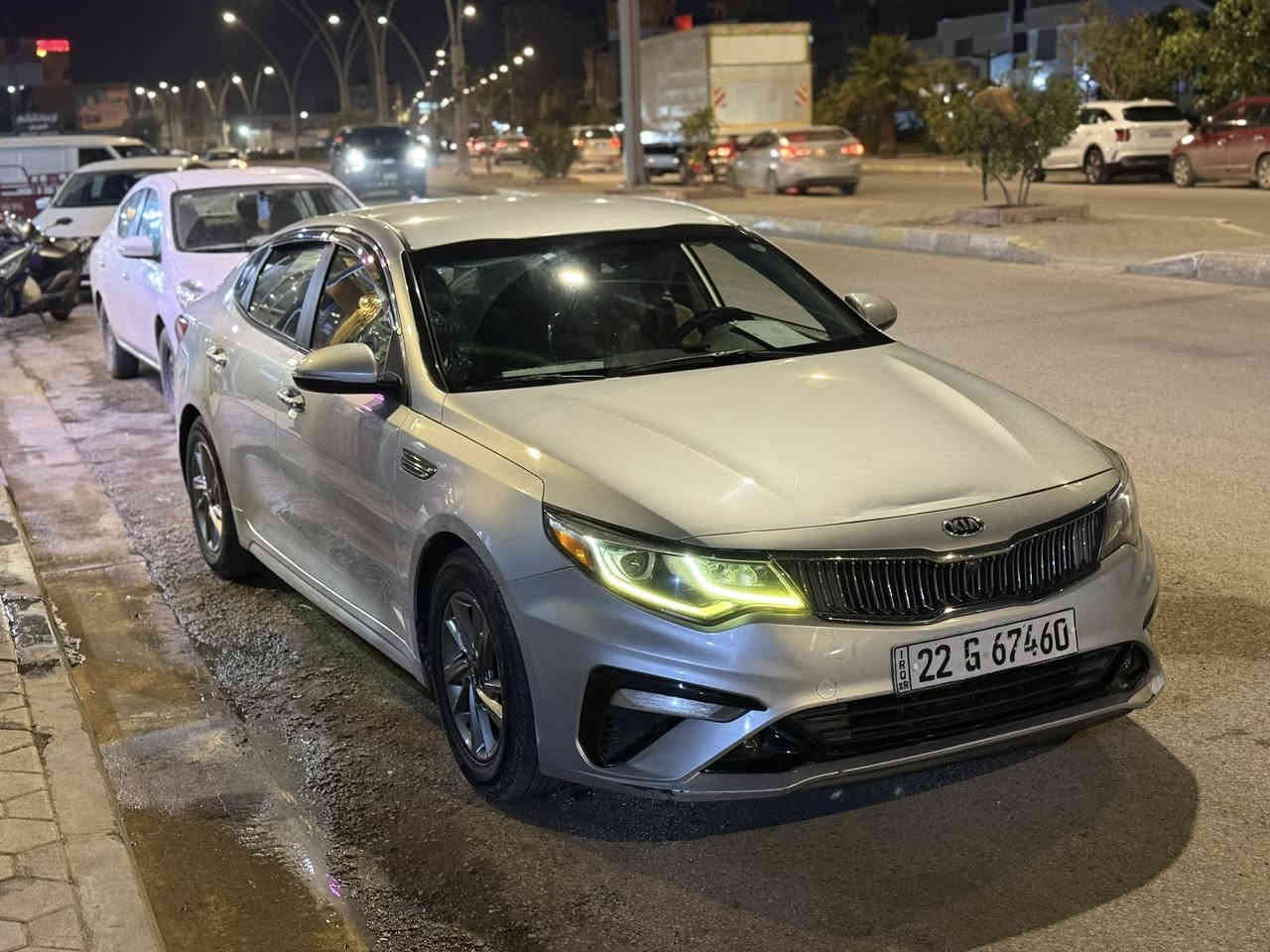 السلام عليكم 
أوبتما موديل 2019
رقم أربيل تحويل ثاني يوم 
السيارة كفاله عامه من صبغ وتعديل / ضرر امريكيا دعاميات فقط 
بيها باب مبدل نفس ألون فقط 
مواصفات نص فول اشاير بل مري تحكمات تحديد مسار شاشه جبيره انضمه قياده كأمره امامي خلفي رادار مانع تصادم حساسات
محرك 2.4 كفاله مو مفتوح / تخم تاير جديد ماشيه 77 الف 
سعر السياره 152 وبيها مجال
مكان السياره الأنبار الرمادي 

***********
