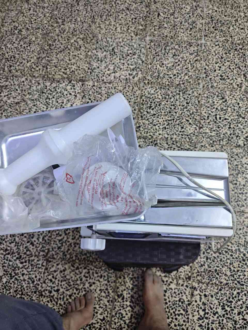 السلام عليكم
ثرامه لحم للبيع مستخدمه قليل كلش نضيفه سعرها 65 وبيها مجال مكاني بغداد المعامل ***********
