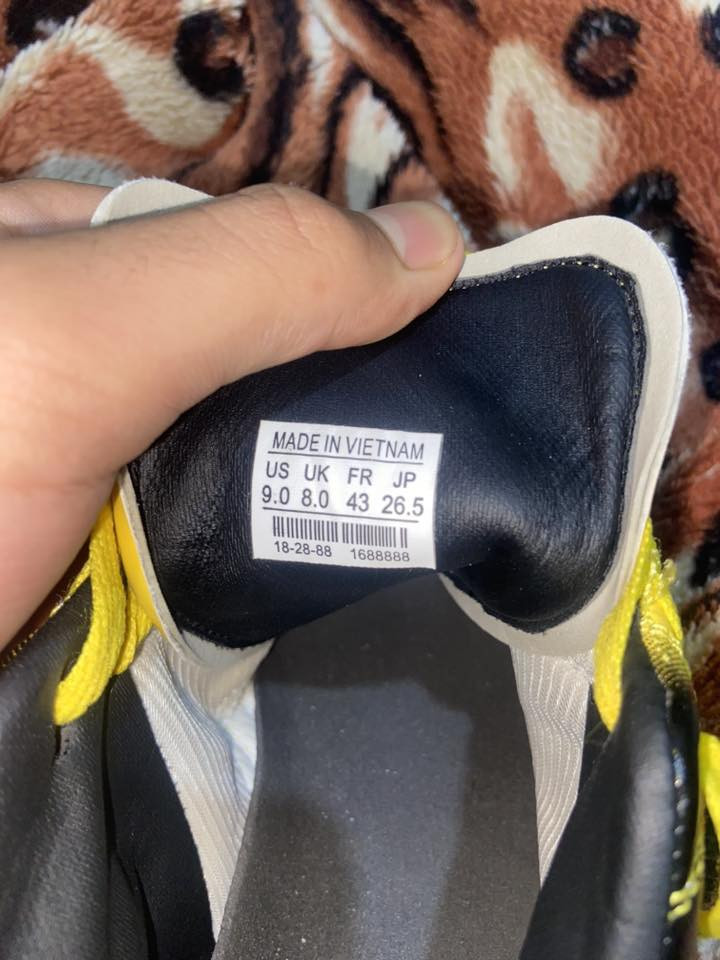 حذاء Mizuno Morelia Neo اصلي الوزن ريشه وجلد قوي قياس ٤٣ يلبس ٤٤ السعر ٢٠ الف


**إذا كنت صاحب هذا الإعلان وتريد حذفه لأي سبب، رجاءا أرسل رسالة إلى الدعم الفني**