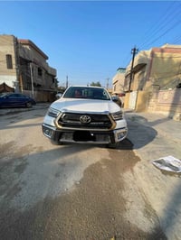 للبيع سيارة 🚗 تيوتا بيكم هايلوكس محرك 4سنلدر 2700 السيارة ماشيه 52 الف...