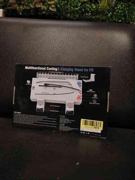 ستاند & تبريد بلي 5
مروحة ويا 2 شحن للجوستكات 
مروحة للتبريد الجهاز 
شغال شرط الفحص جديد بدون عيب
ضمان 2 يوم
سعره 35 الف 
اكو توصيل لكل محافظات العراق متوفر 5 الاف 
الرقم 
Nom:- ***********
Tiktok:- @lord.gamess
