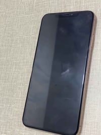 آيفون XS ماكس • ٦٤ • بطارية ٨٠