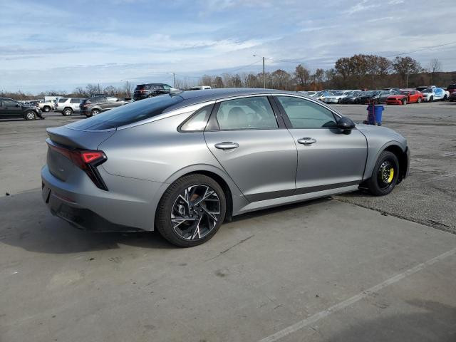 #اعلان_مزاد 
نوع السيارة : 2025 KIA K5 GT LINE
حجم المحرك : 4 سلندر 2.5
تاريخ المزايدة: الخميس 2026/ 1 /8 
وقت مزاد السياره :السادسة مساءا 
مدة وصول السيارة : من 55 الى 70 يوم 
سعر السيارة : حسب تاريخ المزايدة المذكور أعلاه
الضرر والمواصفات : حسب الصور المرفقة
يمكن ان يتم ادخالها عن طريق كتاب الشهداء* 
نود اعلامكم ان ما ينشر على صفحتنا هو نموذج بسيط من سيارات المزاد
للمزيد من المعلومات يرجى الحضور الساعة السادسة مساءآ الى مقر الشركة الكائن في بغداد-زيونة-شارع الربيعي-مجمع الشراع التجاري 
المبيعات : *********** 
*********** 
رابط كروب على الواتساب: 
https://chat.whatsapp.com/IIc5i1wAskBIlIJ3GtWp2h
