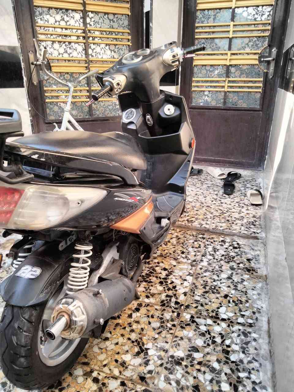 سلام عليكم سكنس فحل 
   تزويد خارجي 
   
كلاجات رياضي 

يدات بريك 

فراك بريك نجمي

كاسحه 

زنون 4 اضويه 

صالنصه صجميه 

قاعده رقم 

بغداد الشـعب الســـعر 700 رقم ***********
