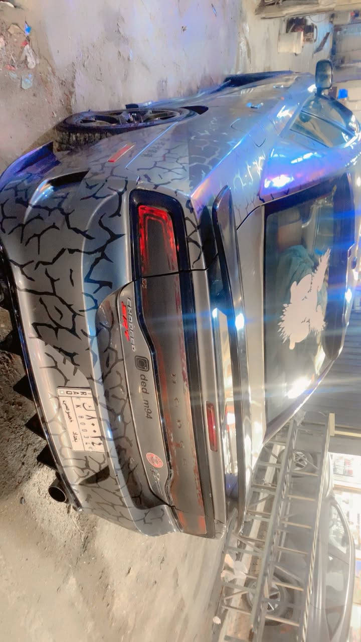 السلام عليكم جارجر 2012وارد كندي بدون حادث كلين حادثه بل عراق جاملغين جهه سايق السياره فور ويل ملغي كله السياره يرادلهه صدر فقط صدرهه تعبان السعر ١٣١وبيهه مجال رقم ***********
