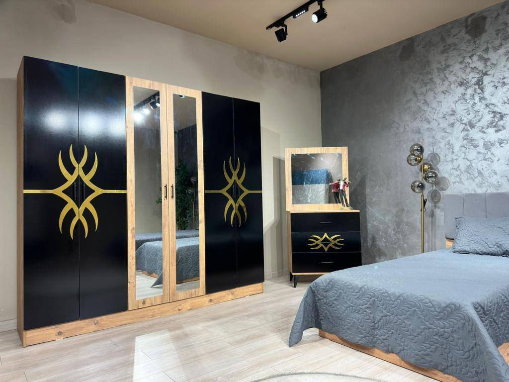 عرض تخفيض اسعار لمده محدوده غرف نوم تركي 5 قطع شبابيه كنتور 6 ابواب طول الكنتور مترين و ٢٠سم 
2 سرير منفصل 
1 كوميدي 
1 ميز مرايه 
السعر 550  الف فقط 🔥🔥🔥 
 للحجز والاستفسار راسلونا وات ساب 
   ***********
  البصره 
 نقل وشد داخل مركز البصره مجاني توجد خدمه توصيل للاقضيه و النواحي والمحافظات الجنوبيه بأسعار مناسبه ملاحظه ما تدفع اي مبلغ قبل لا تنشد و تكمل ابيتك عليكم بس تنزيل الكراتين من السياره لداخل البيت
