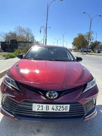 كامري LE • ٢٠٢٢ • ٦٧ ألف