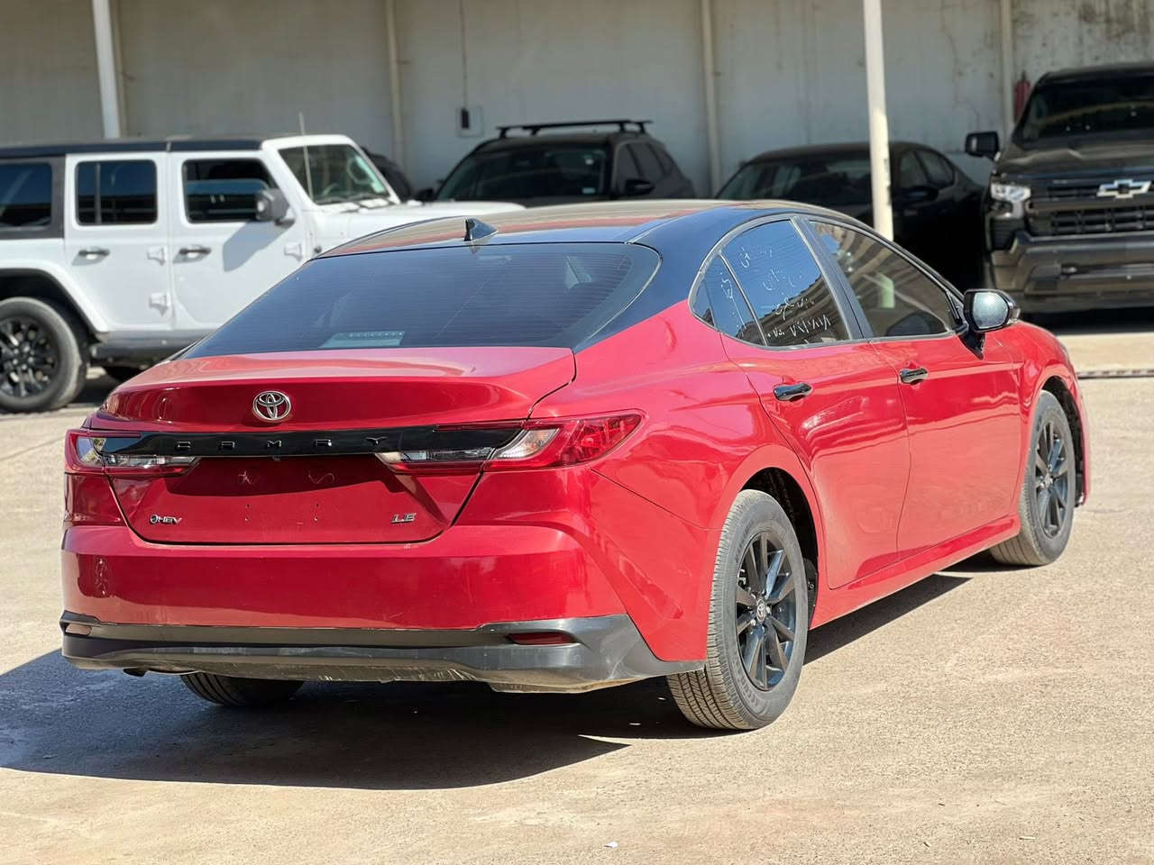 𝟐𝟎𝟐𝟓 𝐓𝐎𝐘𝐎𝐓𝐀 𝐂𝐀𝐌𝐑𝐘-𝐋𝐄

تويوتا كامري LE موديل : 2025
سعر166 و مجال بسيط

وارد : امريكي

حجم المحرك : 2.5L (4.سلندر) هايبرد

القوة الخصانية : 225hp 

ملاحطة السيارة :مو عام ابيع عام صبغ بدون دواخل 

المواصفات : 𝐋𝐄

كيج الكتروني
شاشة  كبير لمس
شحن واير ليس
كاميرا
ابواب  بصمة
بصمة تشغيل 

هاند بريك بصمة
اوتو هولد (𝐀𝐔𝐓𝐎 𝐇𝐎𝐋𝐃)
اوتو ستارت (𝐀𝐔𝐓𝐎 𝐒𝐓𝐀𝐑𝐓)
اوتو ستوب (𝐀𝐔𝐓𝐎 𝐒𝐓𝐎𝐏)
رادار امامي (تحديد مسار)
‏‎رادار جانبي (نقاط عمياء)
‏‎رادار خلفي (التحذير من الاصطدام)
‏‎حساسات امامي
‏‎حساسات جانبي 
‏‎حساسات خلفي 
مانع انزلاق+𝐀𝐁𝐒
نظام (𝐄𝐂𝐎)
نظام (𝐍𝐎𝐑𝐌𝐀𝐋)
نظام (𝐒𝐏𝐎𝐑𝐓)
تحكيم استيرن
تبريد لمس
تبريد مركزي
كشنات كهربائي
لايتات (𝐋𝐄𝐃) عدسة زينون بيلادي
بكلايتات (𝐋𝐄𝐃) بيلادي
ويل كروم 

‏‎تفاصيل اكثر الاتصال علی ارقام التاليه  

‏ WhatsApp - Vibir
***********
مكان قظاء عقره
